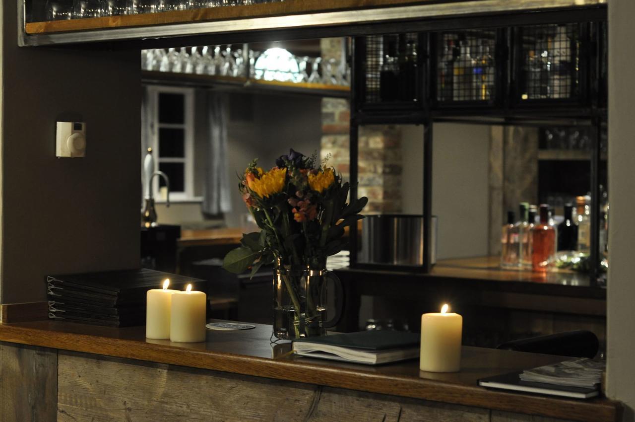 The Angel Inn Warminster Eksteriør bilde