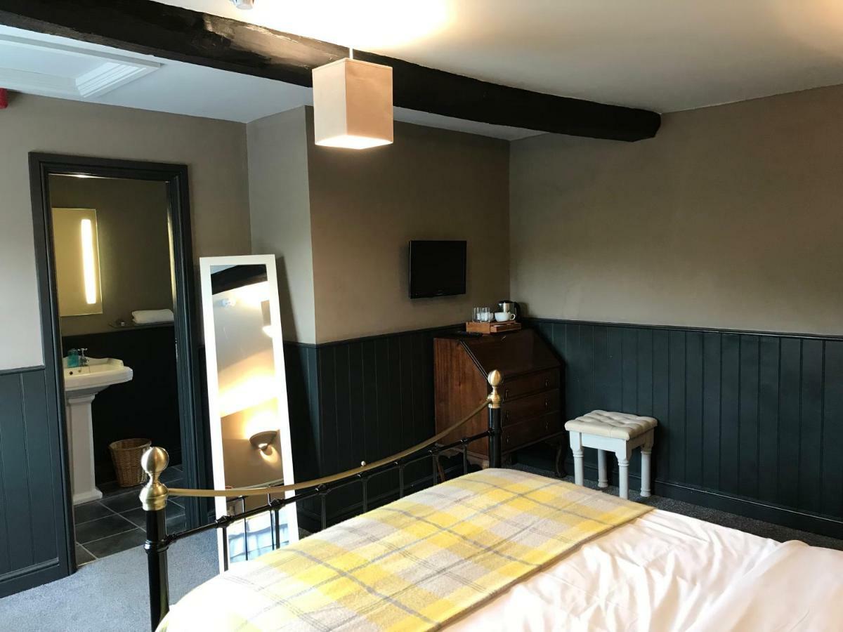 The Angel Inn Warminster Eksteriør bilde